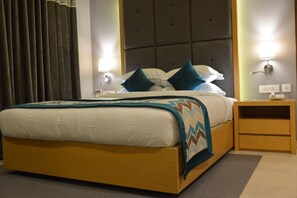 Free WiFi - Crimson Park Residency-The Windtree (Silvassa)