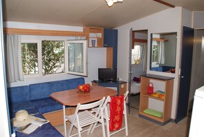 Mobile Home (Grand) | Living area