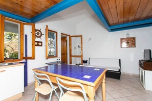 Interior - M025 - Marcelli, three-room apartment with terrace 200 meters from the sea (Marcelli)