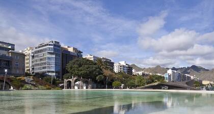 Centric Three Bedroom Flat in Santa Cruz 5B