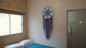 Minibar, desk, blackout curtains, free WiFi - Hospedaria Caminho dos Ventos (Penha)