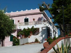 Exterior - CIELO apartment in an old farmhouse (Rodi Garganico)