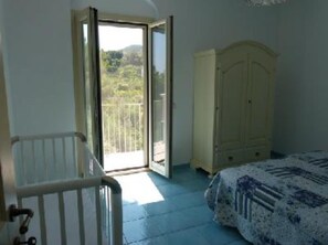 1 bedroom, iron/ironing board, WiFi, bed sheets - CIELO apartment in an old farmhouse (Rodi Garganico)