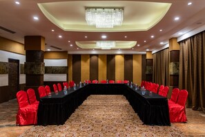 Meeting facility - Hotel Sonash by Golden Treat (Indore)