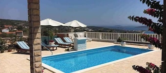 Appartement de vacances avec accessoires pour piscine