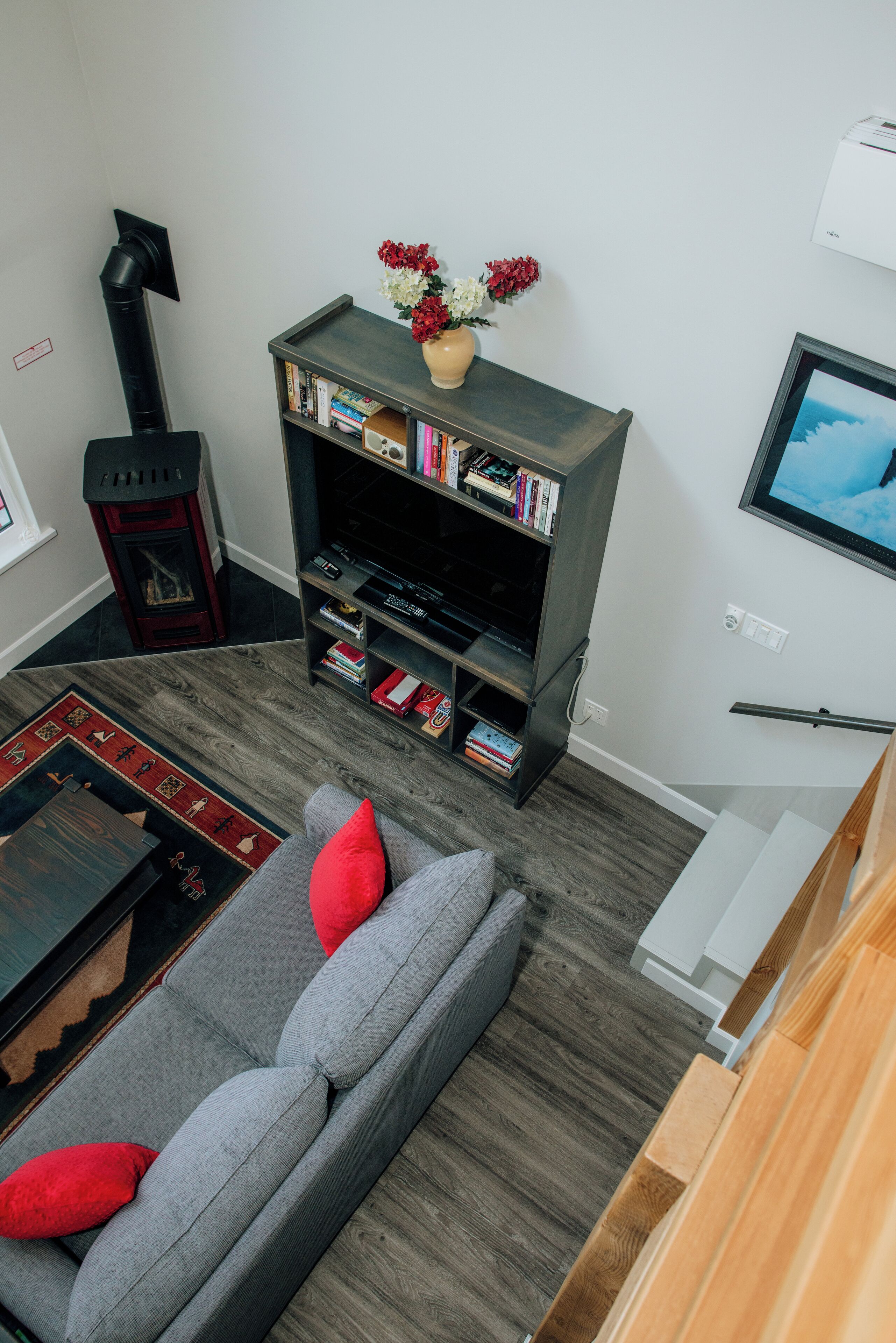 Whalebone Cove Cabin with ocean dock 