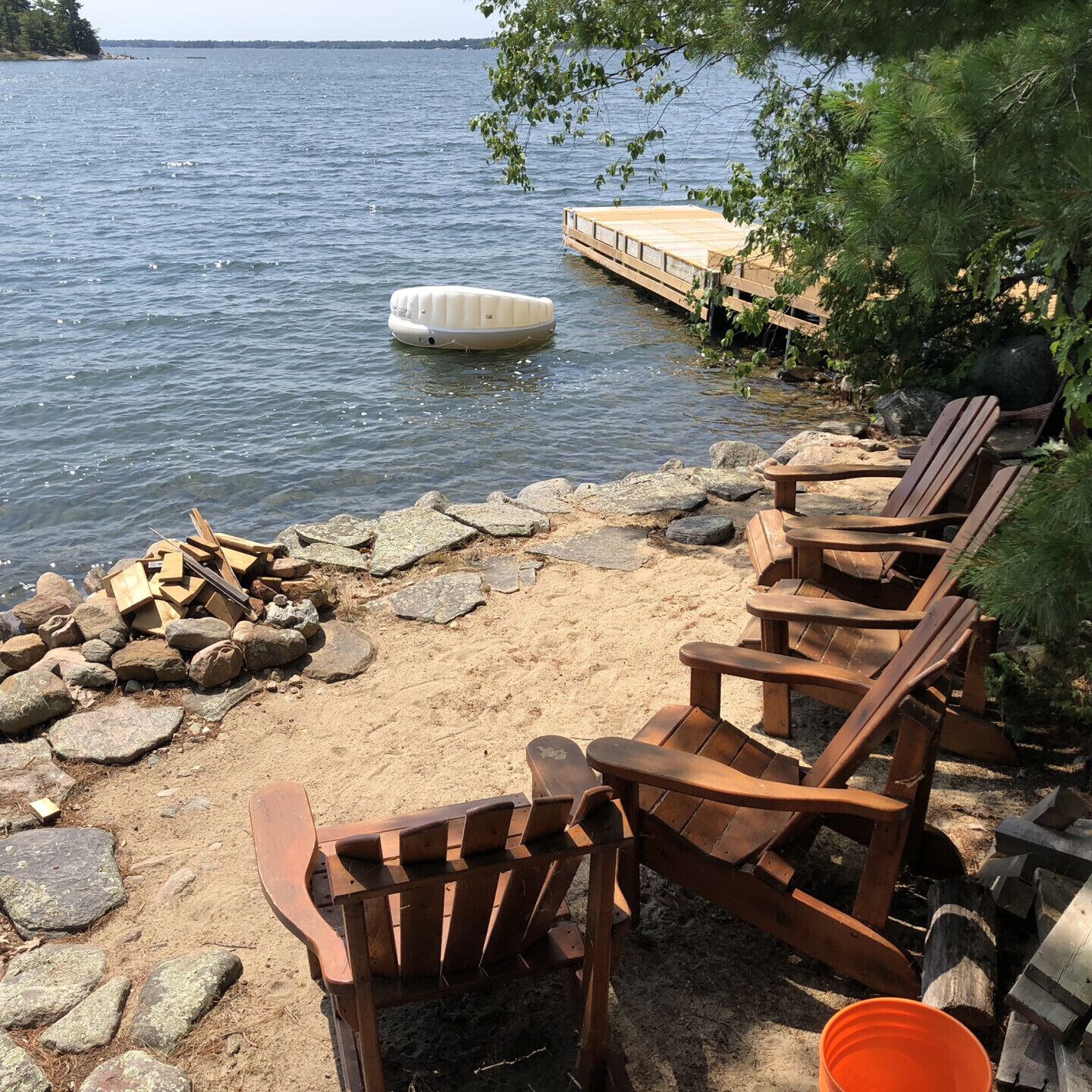 Waterfront lookout/ Fire pit