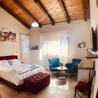 Comfort Double Room, 1 Queen Bed, Non Smoking, Valley View | Premium bedding, down comforters, Select Comfort beds, blackout drapes