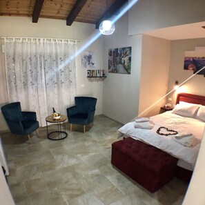 Comfort Double Room, 1 Queen Bed, Non Smoking, Valley View