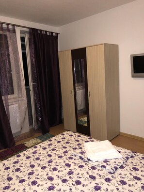 3 soverom, strykejern/-brett, wi-fi og sengetøy