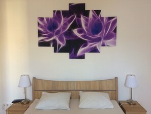 1 chambre, coffres-forts dans les chambres, fer et planche Ă repasser