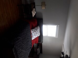 3 bedrooms, in-room safe, iron/ironing board, WiFi
