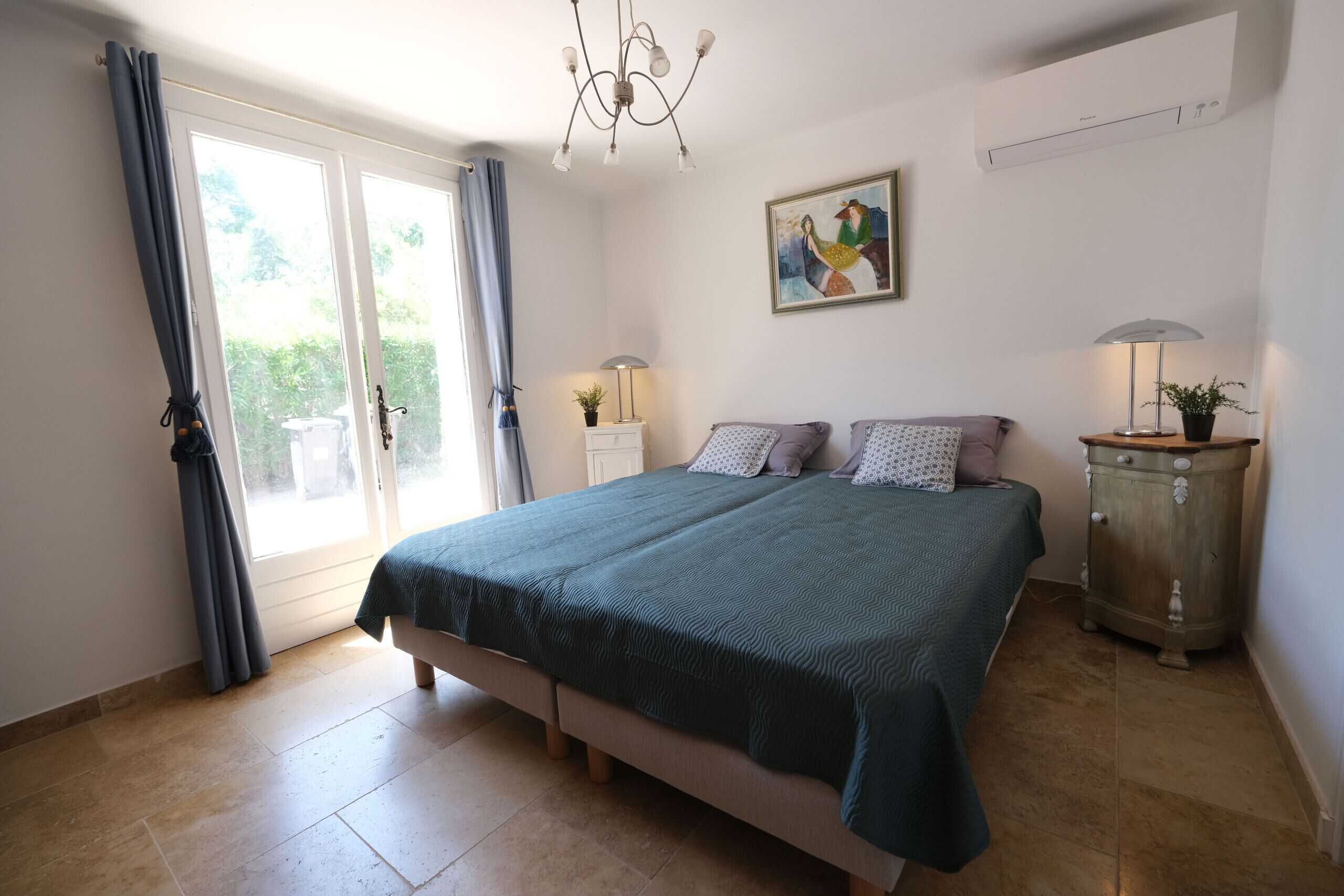 4 chambres, fer et planche à repasser, Wi-Fi gratuit