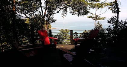 Turtle Bay Villa lähellä maanalainen joen