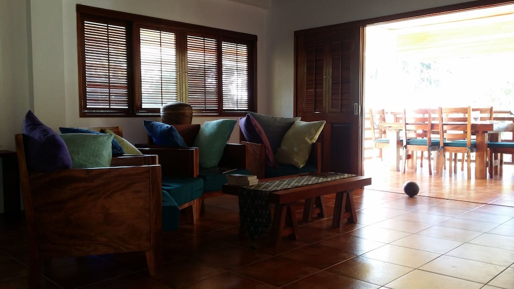 Turtle Bay Villa Near Underground River - Puerto Princesa
