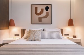 3 chambres, coffre-fort, fer et planche à repasser, lit de bébé portatif