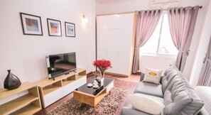 LCD TV - Himalaya Phoenix Apartment & Hotel (Hanoi)