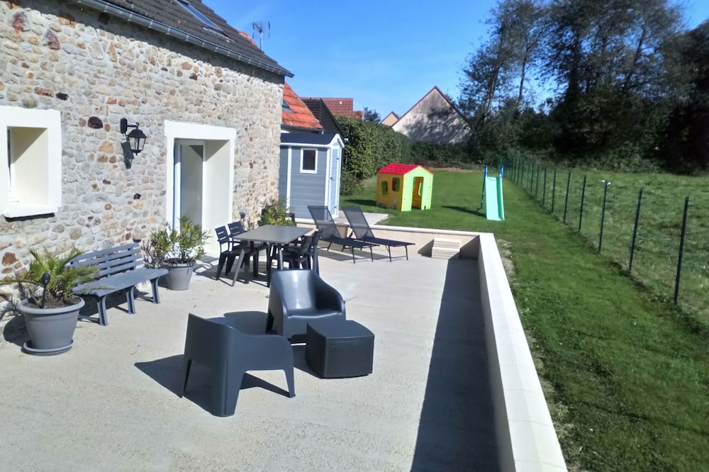 Nice house recently renovated in the heart of Val de Saire