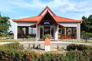 Mặt tiền nơi lưu trú