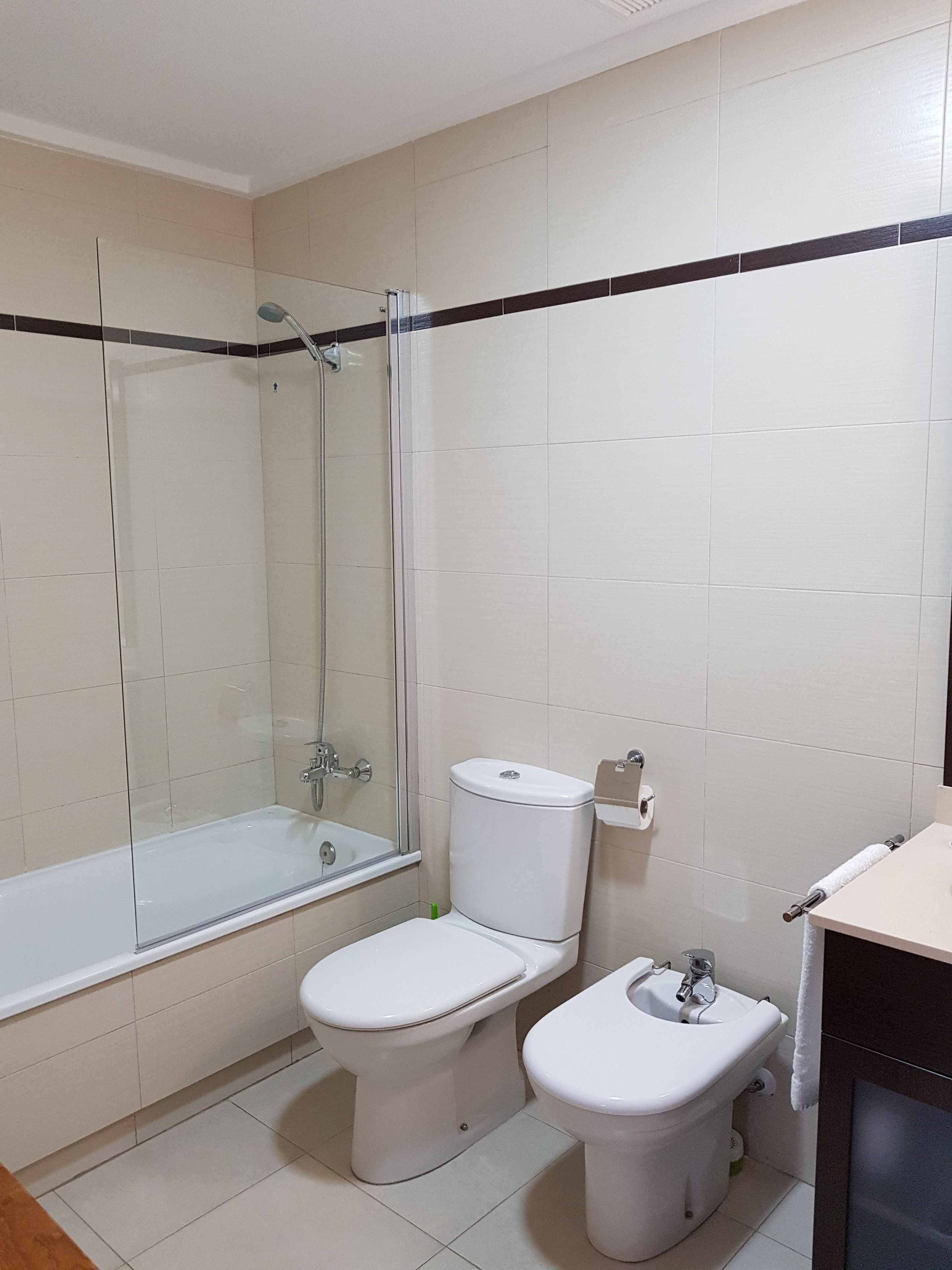 apartment, 2 bedrooms, balcony | bathroom | free toiletries, hair dryer, towels