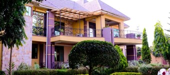 Ropani Hotel Kitende