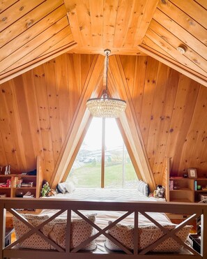 5 habitaciones, camas con efecto memoria, cuna de viaje y wifi gratis 