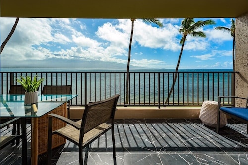 Oceanfront Corner Unit | Stunning Views & Comfort