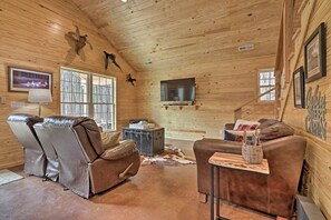 TV, fireplace, DVD player, table football - Peaceful Family Cabin on 10 Acres w/ Game Room! (Heflin)