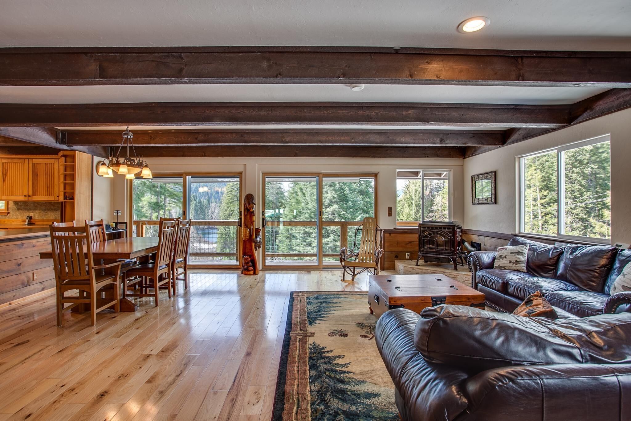 Sleeps 6 Wenatchee Pines Lodge (STR #0000050)