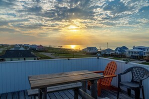 Outdoor dining - Second Wind - Pool, Game Room, and fantastic Crow's Nest views of the Island! (Dauphin Island)