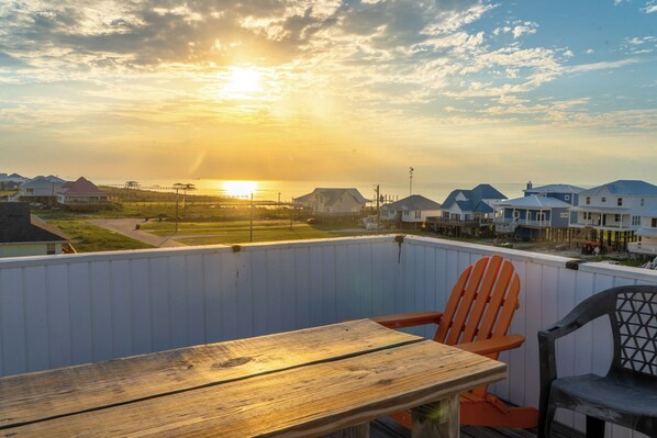 Outdoor dining - Second Wind - Pool, Game Room, and fantastic Crow's Nest views of the Island! (Dauphin Island)