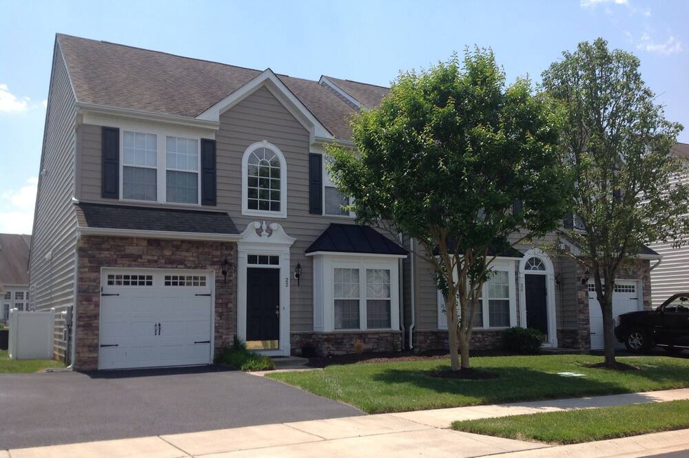 Villas of Cedar Cove