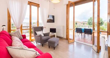 Apartment with beautiful terrace in Florence
