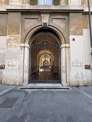 Exterior detail - Fully equipped and comfortable vacation home in the heart of Rome for 2 or 3 people (Roma)