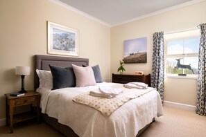 3 Schlafzimmer, Bügeleisen/Bügelbrett, Reisekinderbett, WLAN