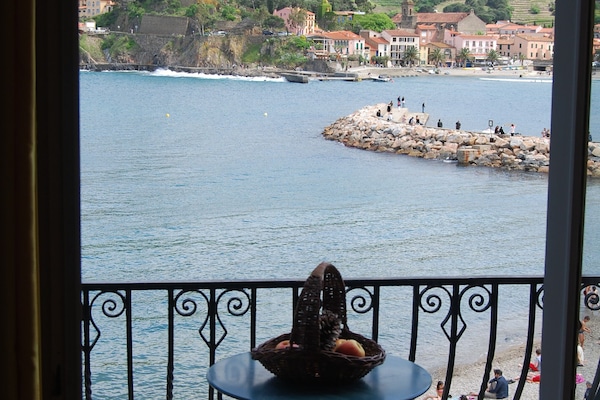 View on the bay of Collioure