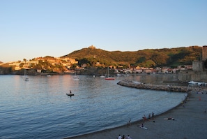 On the beach - Duplex, 6 people, balconies on the bay of Collioure and terrace, unique view (Collioure)