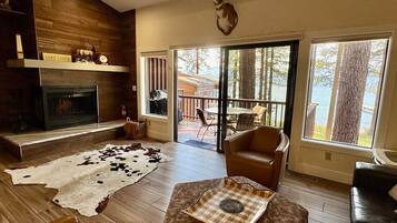 TV, lareira, escritórios