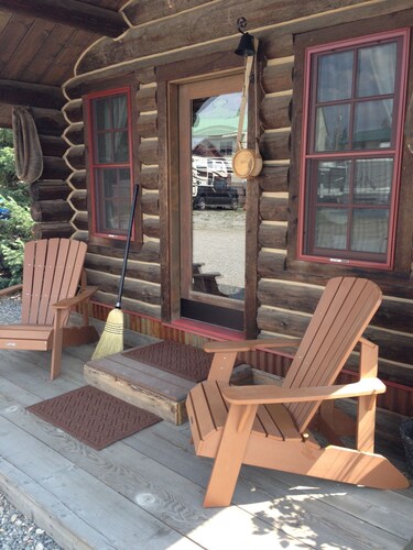 Trapper Cabin  225.00 Night EVERY NIGHT -   1 Night Min - No Cleaning Fee