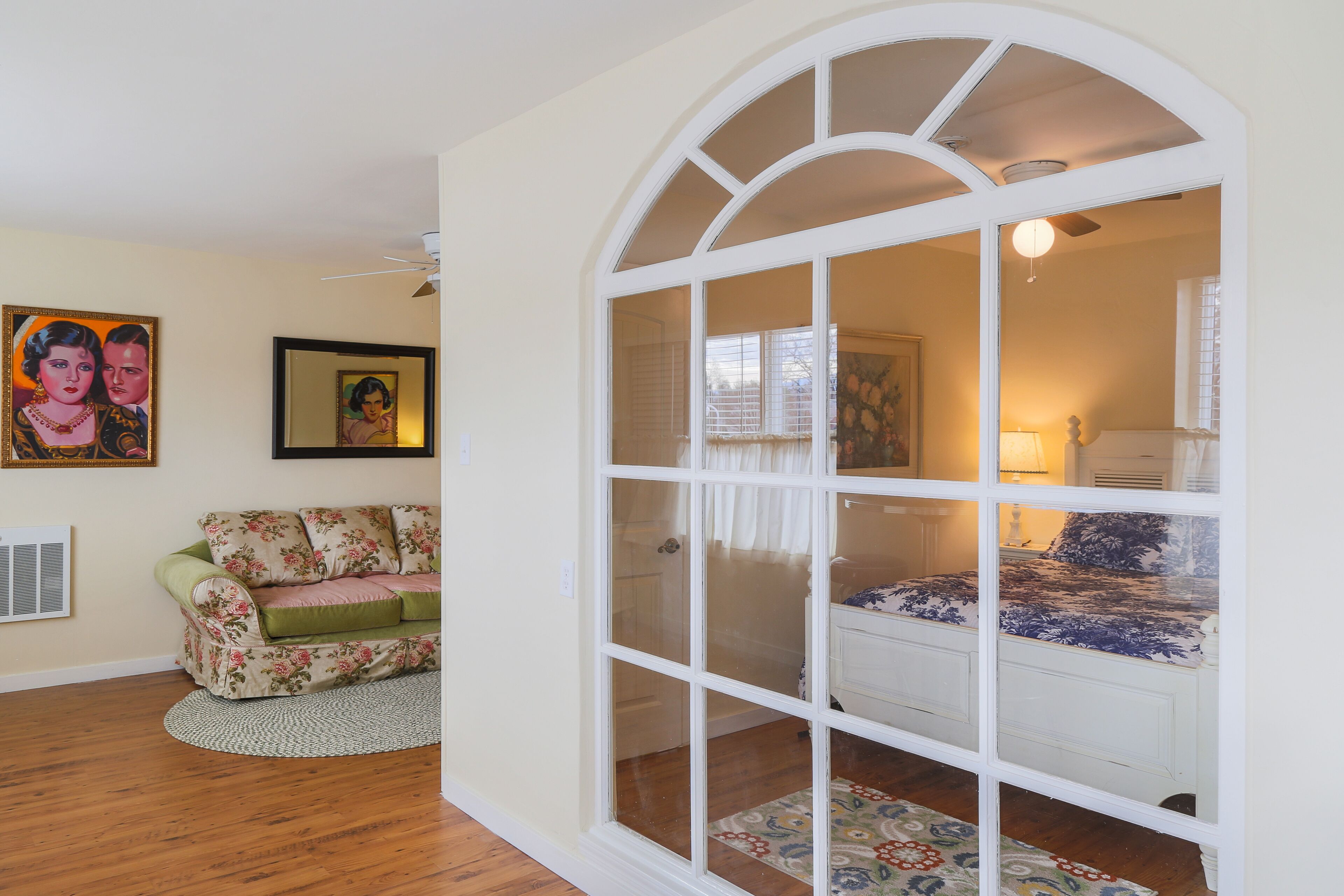  Portrait Gallery, dntn Kville, Walk to Wine tasting/Restaurants/Antiques/Trails