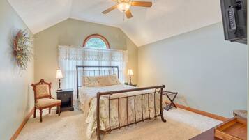 4 bedrooms, iron/ironing board, travel cot, free WiFi