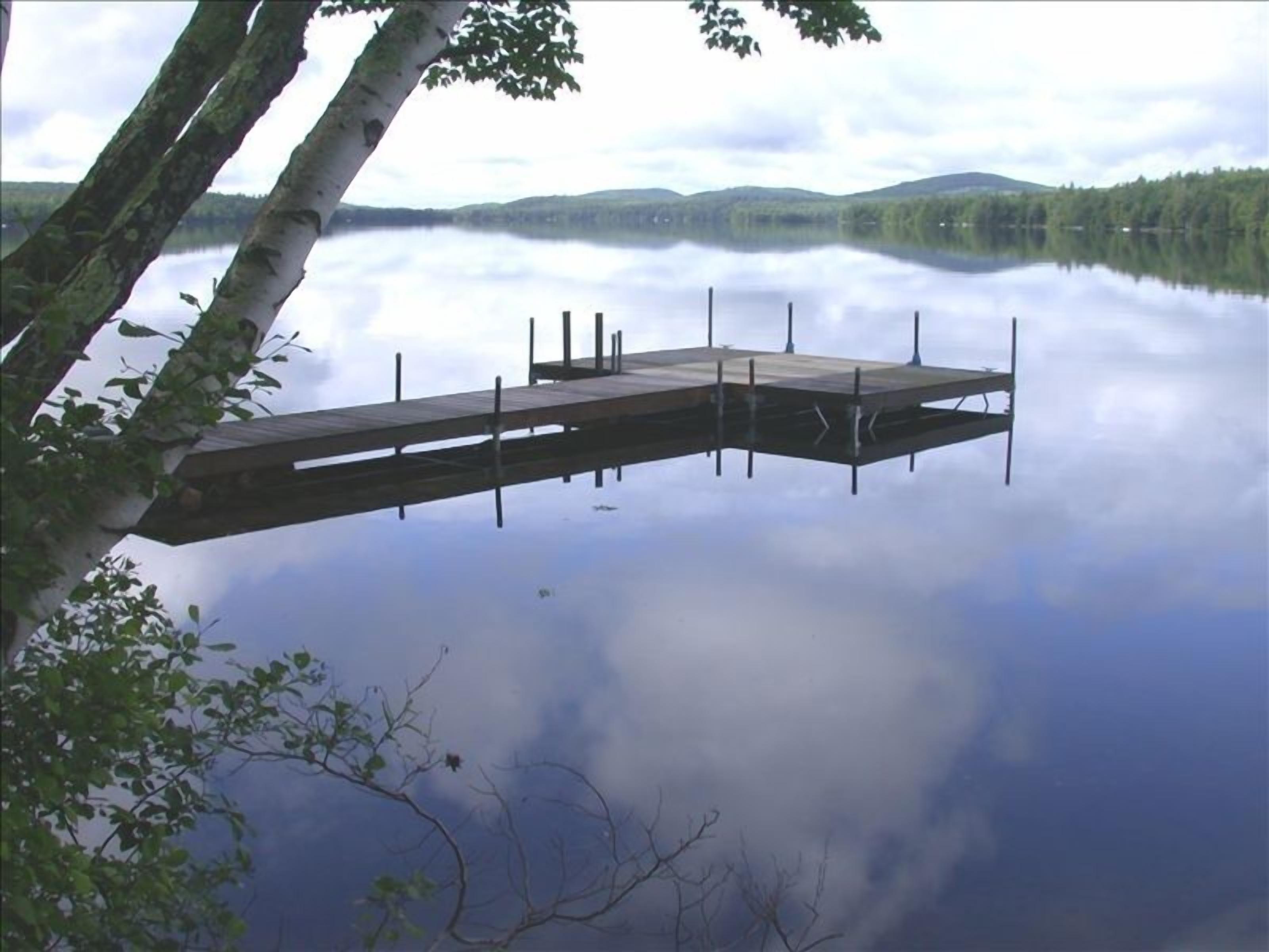 Year round, Exceptional Lake Front Rental on Pristine Thompson Lake
