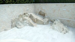 Property grounds - Sunset apartment with sea view terrace and pool (Podstrana)