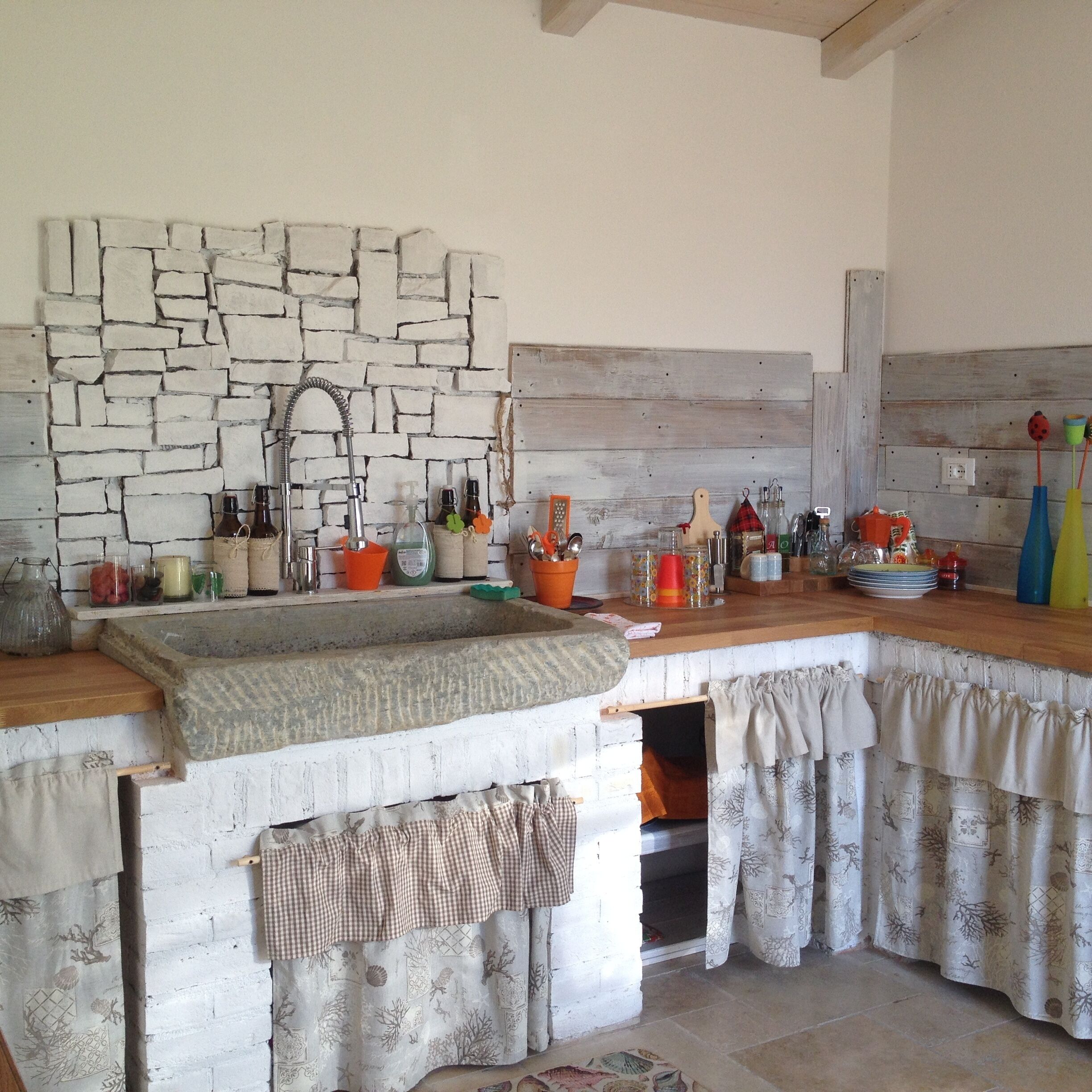 Réfrigérateur, four, plaque de cuisson, lave-vaisselle