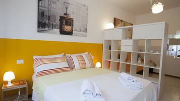 1 chambre, fer et planche à repasser, Wi-Fi gratuit, draps fournis