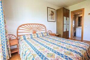 3 bedrooms, free WiFi, bed sheets - SALIX - Apartment for 6 people in Cambrils (Cambrils)