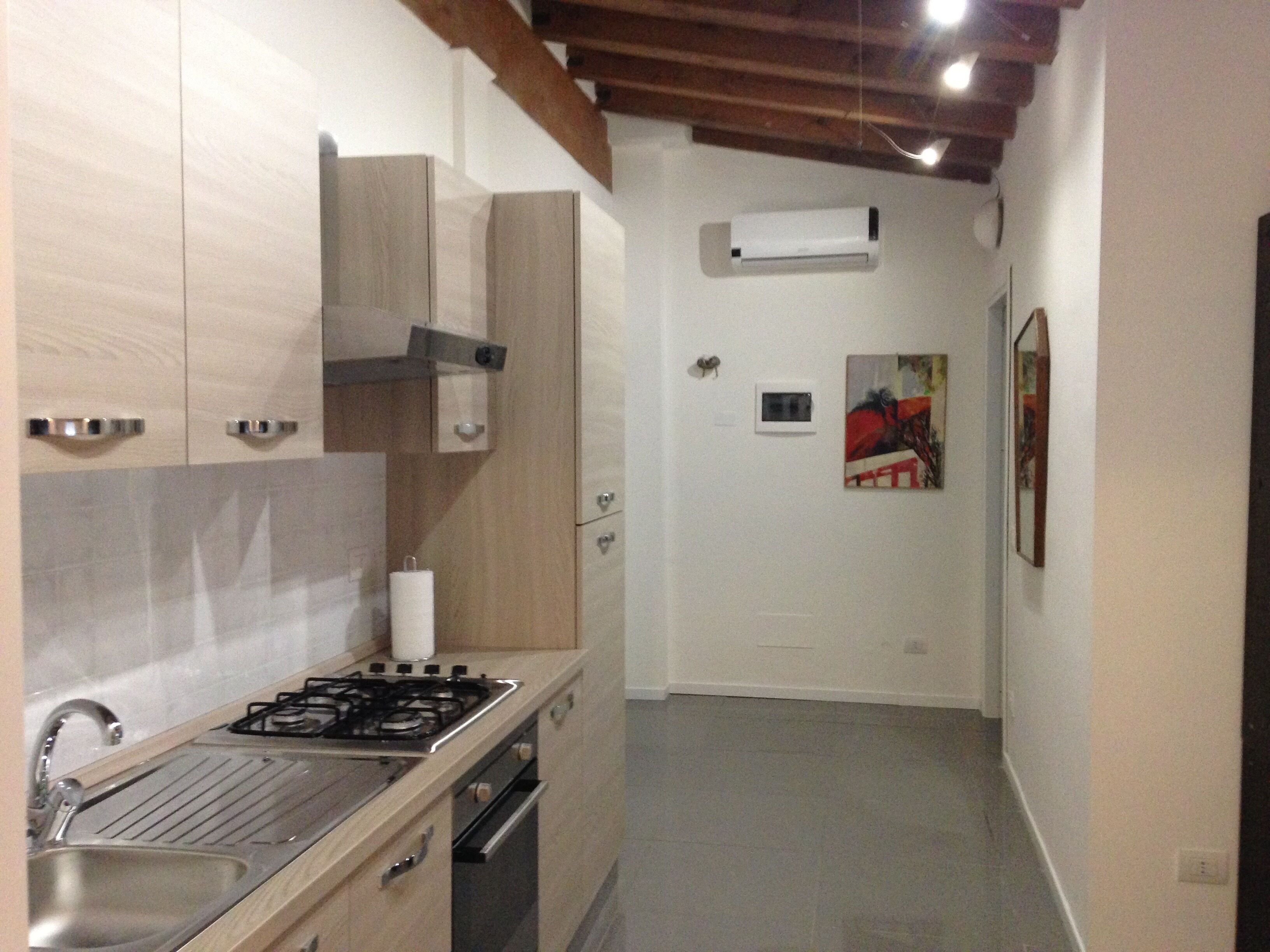 trilocale sul Naviglio (2 bedrooms)