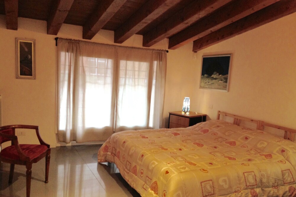 trilocale sul Naviglio (2 bedrooms)