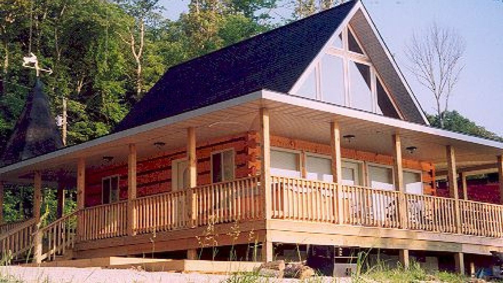 A full Moon night, the entire River transforms to ‘Moon River"