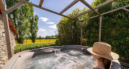 Quiet family cottage between sea and marsh!